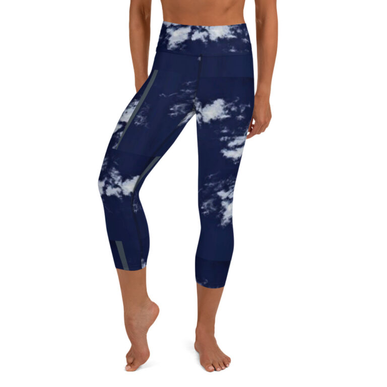 all over print yoga capri leggings white front 666b050731551.jpg